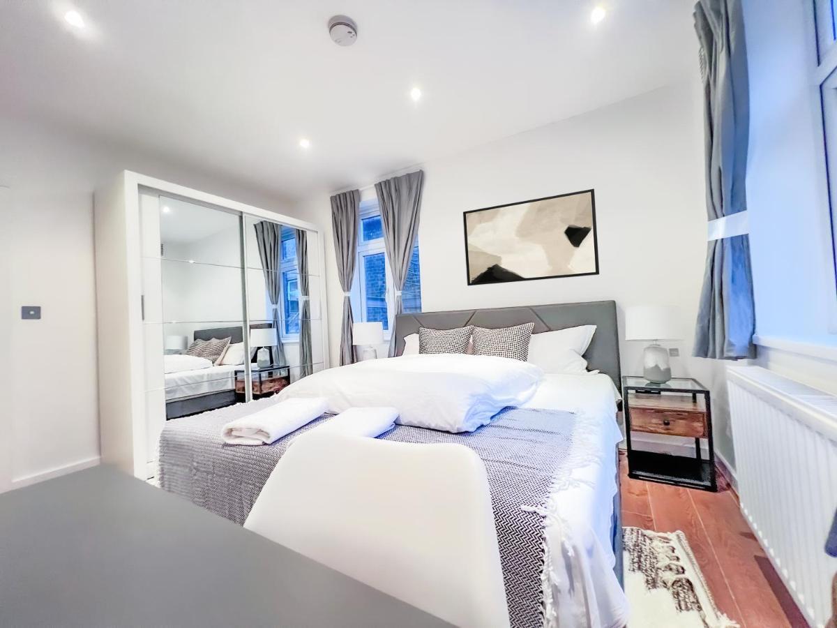 Prime Location Camden Luxury Apt Sleeps 6 London Eksteriør bilde