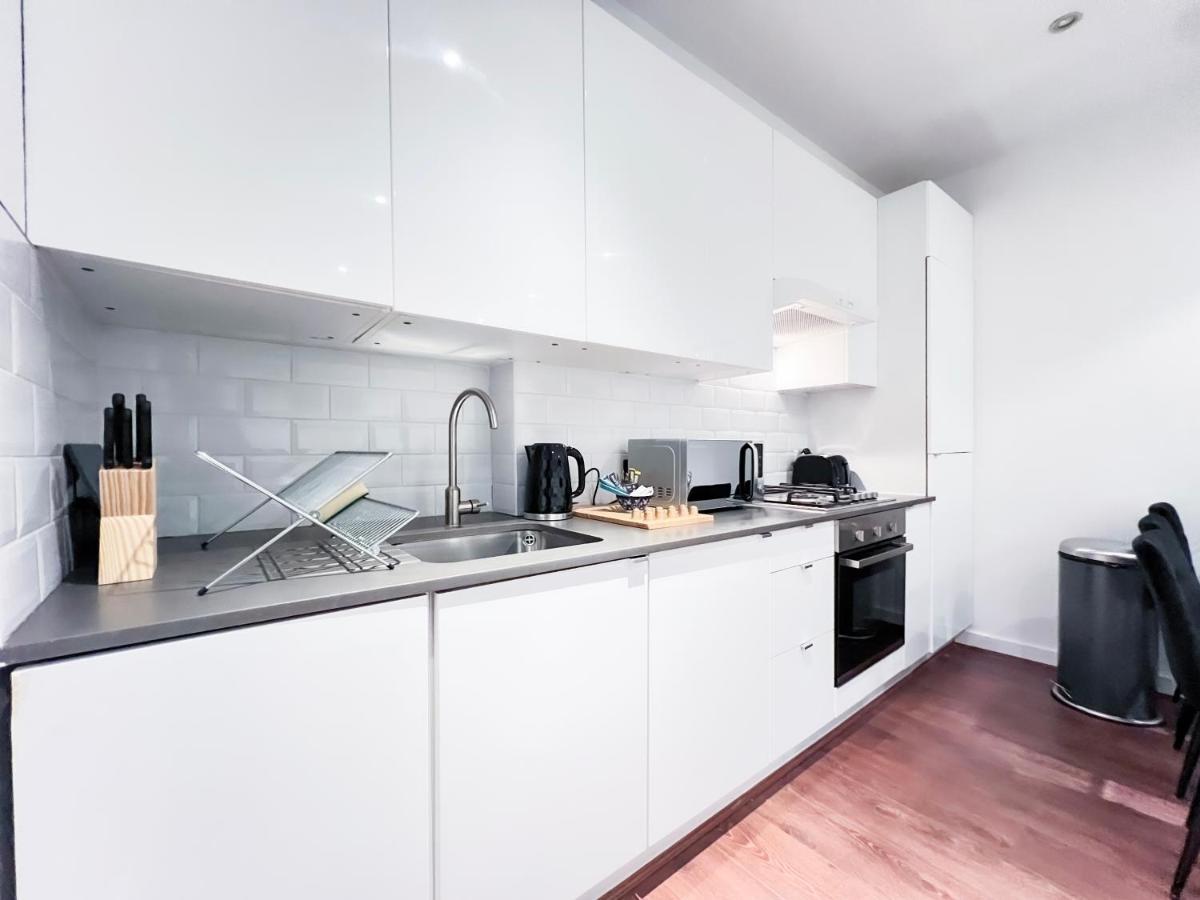 Prime Location Camden Luxury Apt Sleeps 6 London Eksteriør bilde