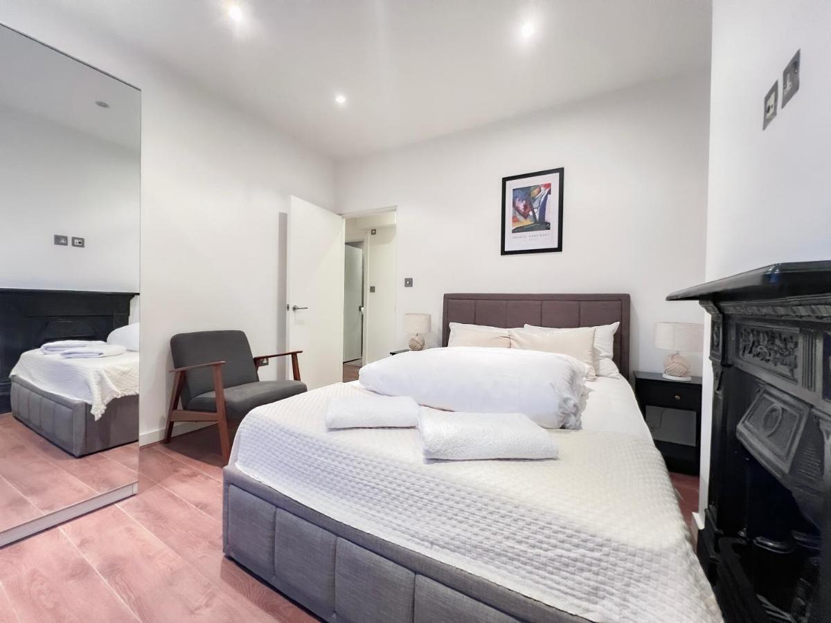 Prime Location Camden Luxury Apt Sleeps 6 London Eksteriør bilde